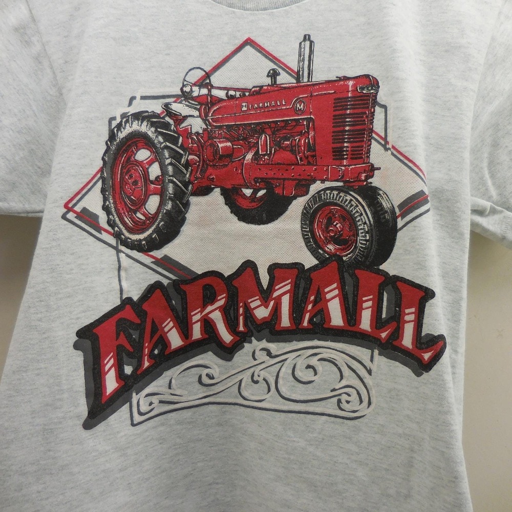 Vintage Farmall Tractor Graphic T-Shirt Kids 10-12 Fruit of the Loom Gray USA